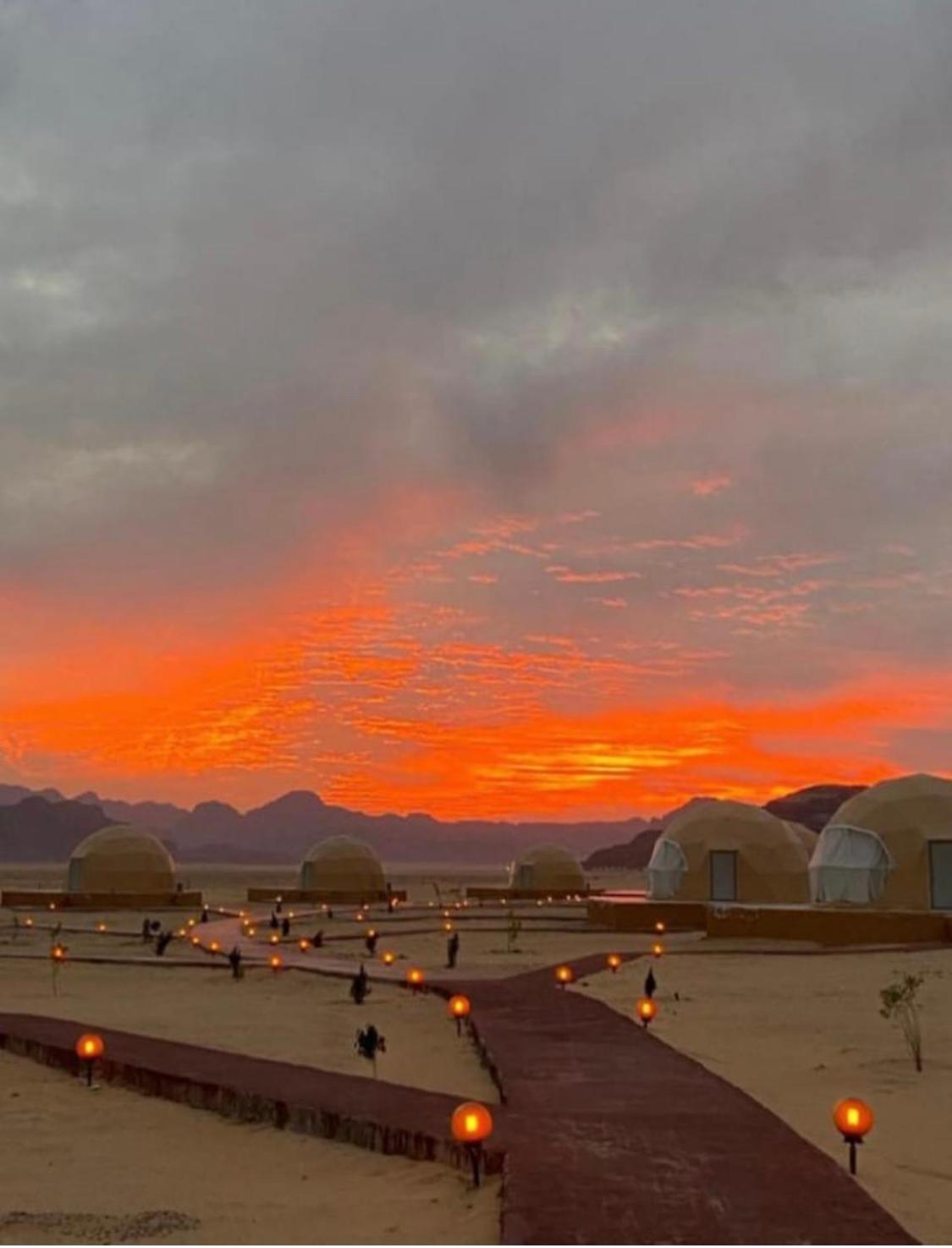 Wadi Rum Anwar Luxury Camp Exterior foto