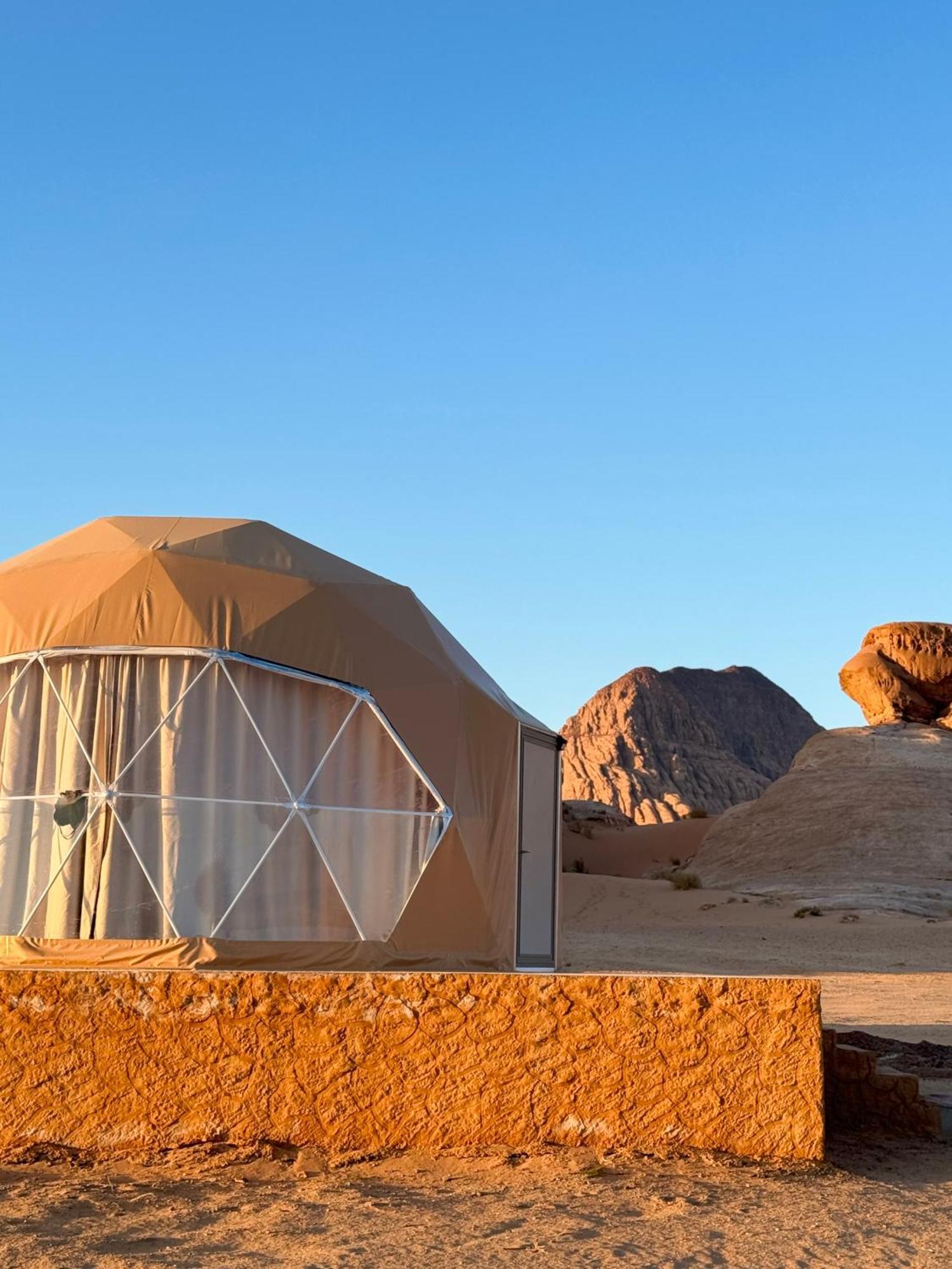 Wadi Rum Anwar Luxury Camp Exterior foto