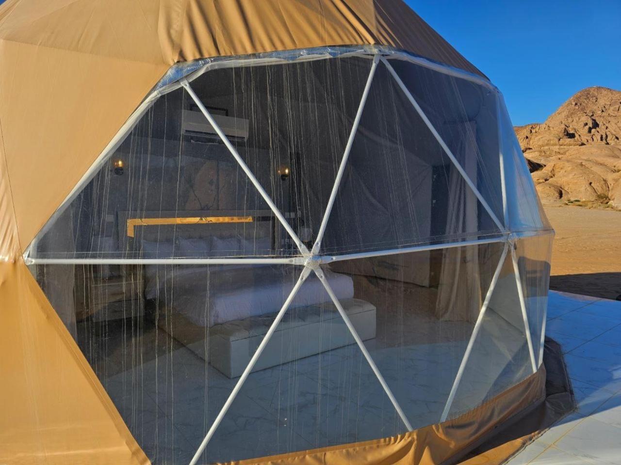 Wadi Rum Anwar Luxury Camp Exterior foto
