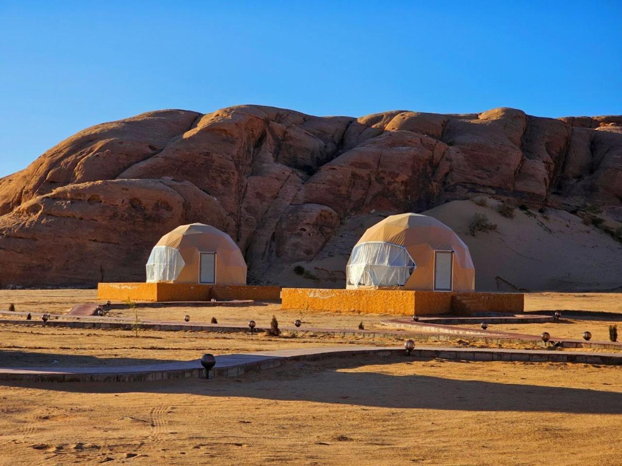 Wadi Rum Anwar Luxury Camp Exterior foto