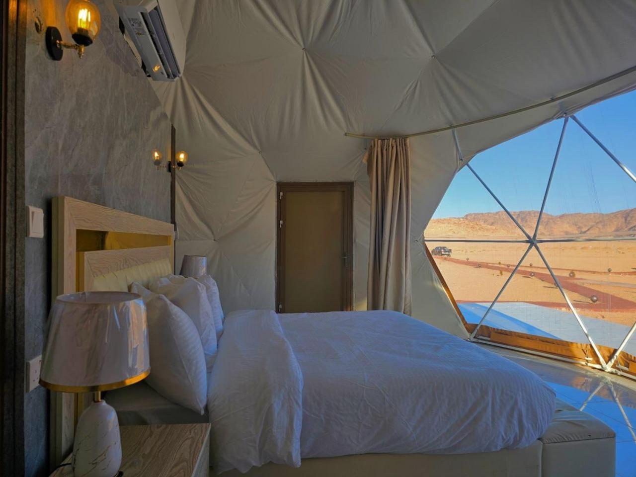 Wadi Rum Anwar Luxury Camp Exterior foto